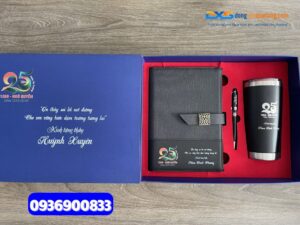 Set quà ( Sổ da pu gập 2 + Bút kim loại + Ly giữ nhiệt 600ml )- SQX 005 | in logo làm quà tặng nhân viên 