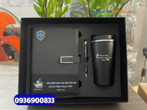 Set quà tặng nhân viên ( Sổ tay da + Bút kim loại +Ly giữ nhiệt ) SQX 014