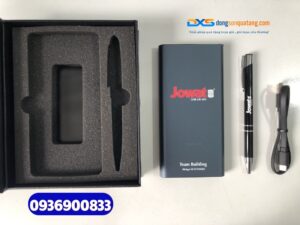 Set quà hội nghị Đoàn ( Pin sạc dự phòng + Bút kim loại)-SQX 011 | In ấn nội dung & Logo Đoàn làm quà tặng