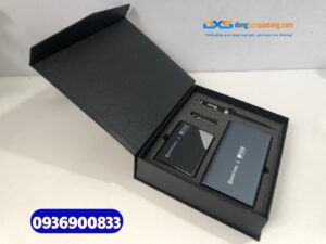 Set quà tặng cao cấp (Pin+But+USB+Hộp namecard)-SQX 009-In khắc logo SHB