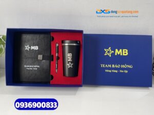 Set quà tặng nhân viên ( Sổ tay da + Bút kim loại +Ly giữ nhiệt ) SQX 014