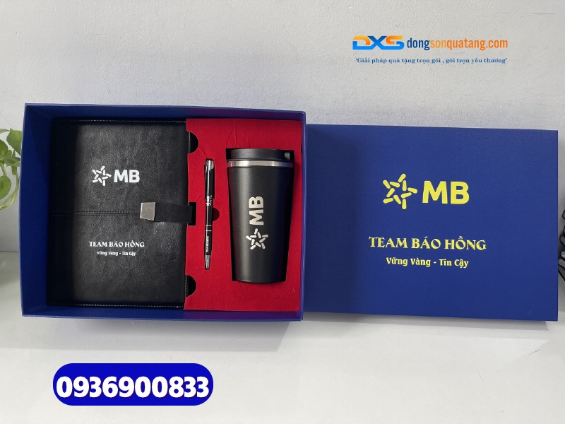 Set quà tặng nhân viên ( Sổ tay da + Bút kim loại +Ly giữ nhiệt ) SQX 014
