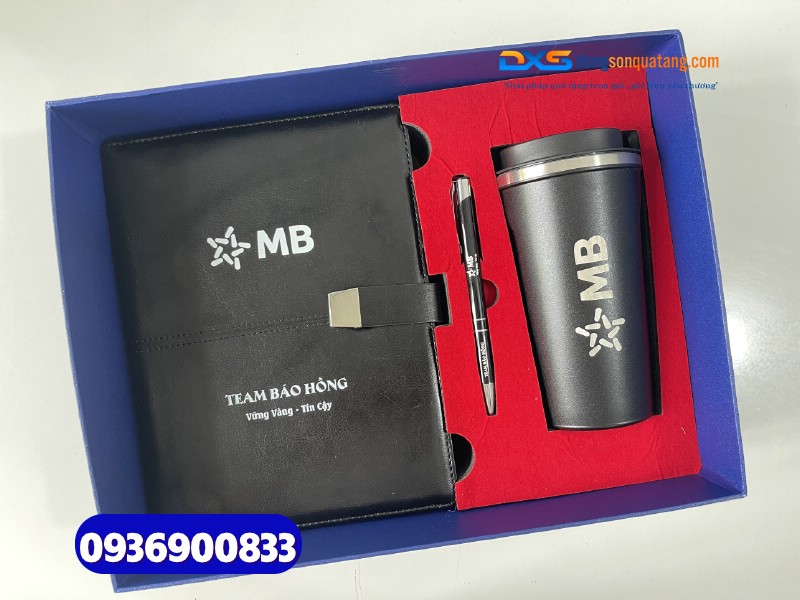 Set quà tặng nhân viên ( Sổ tay da + Bút kim loại +Ly giữ nhiệt ) SQX 014