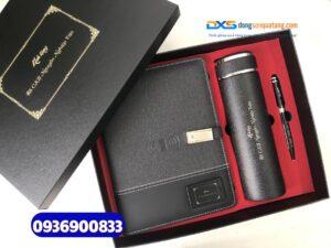 Set quà tặng Vip(  Bình giữ nhiệt+ But ký kim loại+ Sổ sạc thông minh 5in1 )- SQX 013
