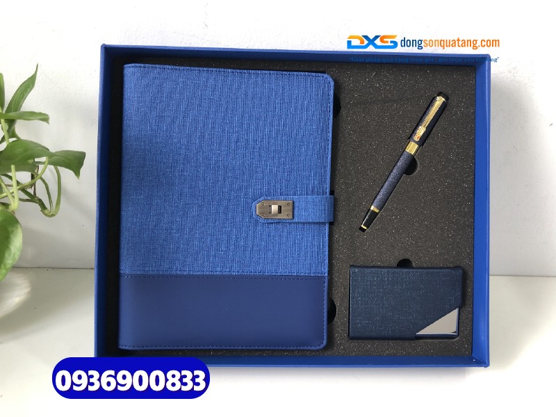 Sét quà tặng đối tác nước ngoài  (Sổ tay da + Bút kim loại + Hộp namecard) - SQX 010