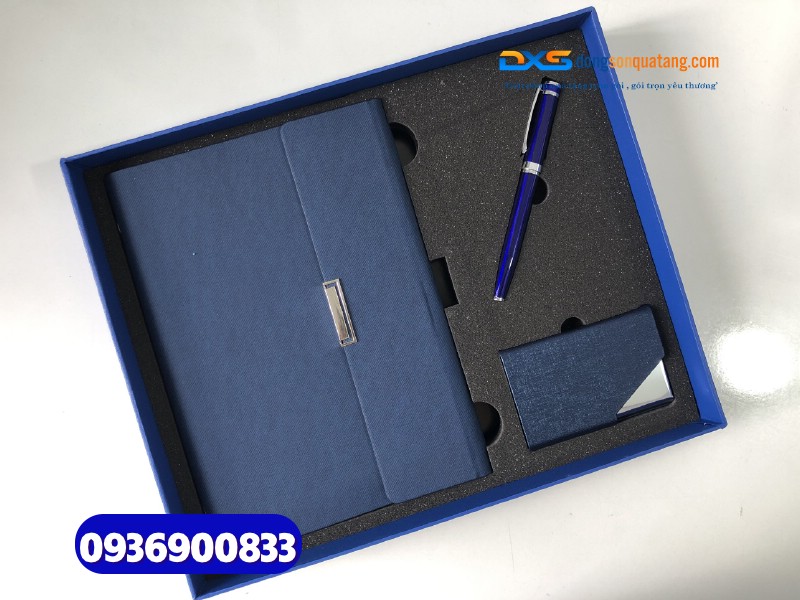 Set quà tặng đối tác nước ngoài  (Sổ tay da + Bút kim loại + Hộp namecard)-SQX 010- Quà tặng hội nghị quốc tế 