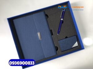 Set quà tặng đối tác nước ngoài  (Sổ tay da + Bút kim loại + Hộp namecard)-SQX 010- Quà tặng sự kiện ngoại giao