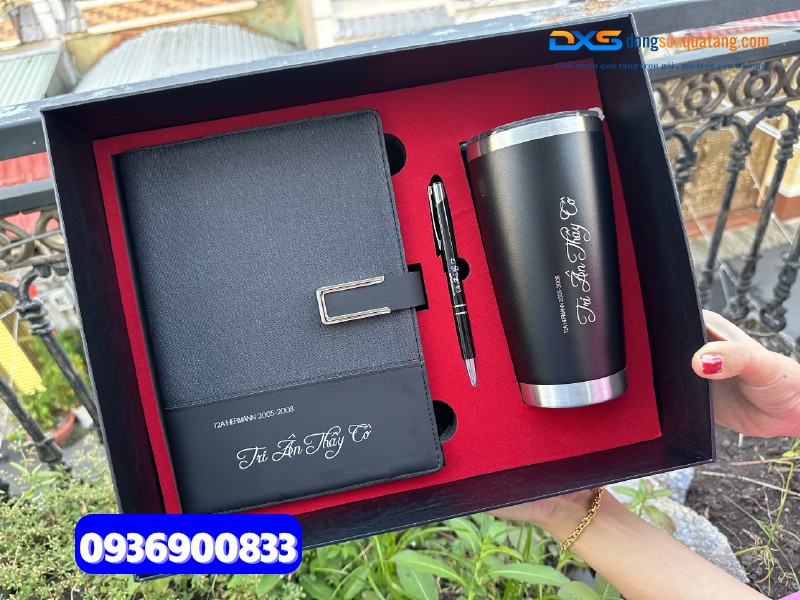 1.Set quà ( Sổ da pu gập 2 + Bút kim loại + Ly giữ nhiệt 600ml )- SQX 005 | in logo làm quà tặng nhân viên