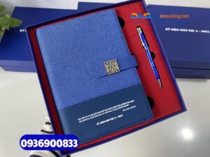 Set quà tặng Công Ty ( Sổ tay gập 2 + Bút kim loại )-SQX 007 - In logo làm quà tặng dành cho Nhân Viên