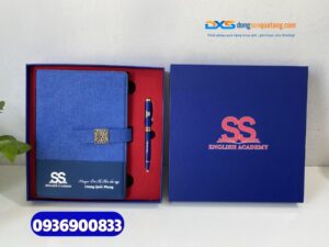 Set quà tặng Công Ty ( Sổ tay gập 2 + Bút kim loại )-SQX 007 - In logo làm quà tặng dành cho Nhân Viên