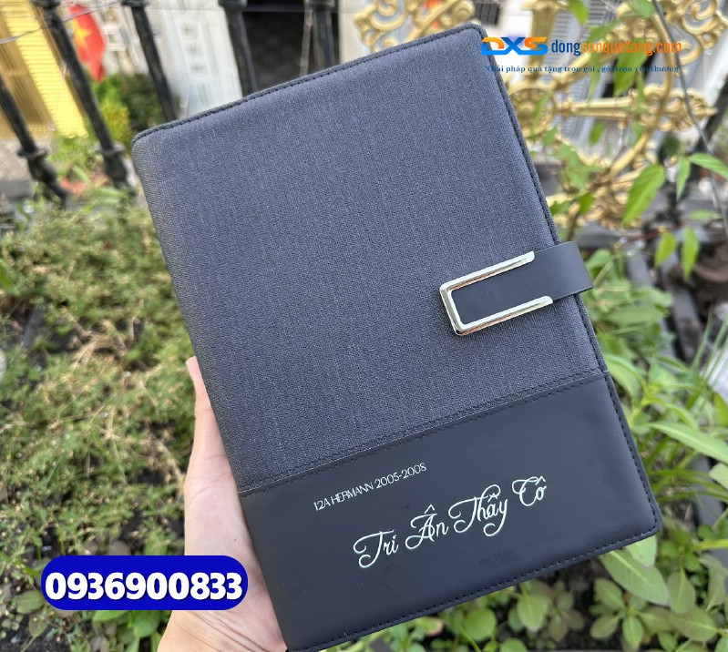Sổ tay bìa da gập 2 khóa cài nam châm - STX 003 - in khắc logo làm quà tặng nhân viên