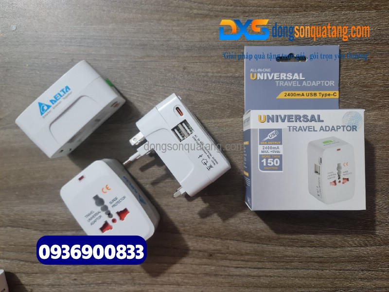 ổ cắm điện du lịch in logo Công Ty ngành du lịch , lữ hành quà tặng quảng cáo thương hiệu 