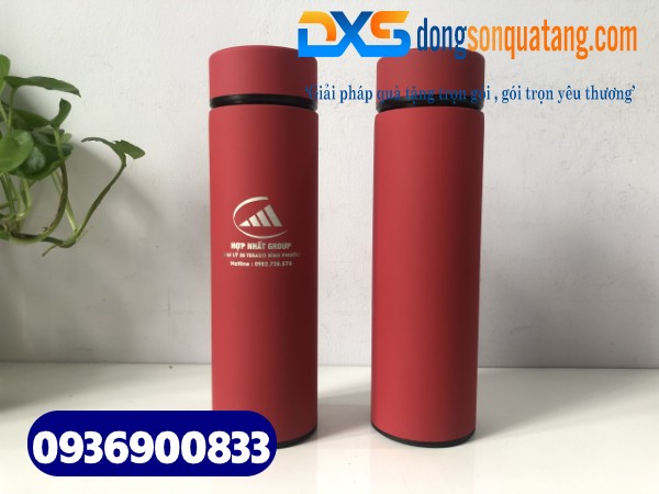 Bình giữ nhiệt in logo làm quà tặng nhân viên HCM