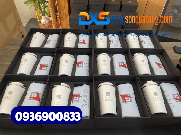 Bộ giftset quà tặng ( Túi vải canvas+Ly giữ nhiệt ) In logo Doanh Nghiệp SAAC