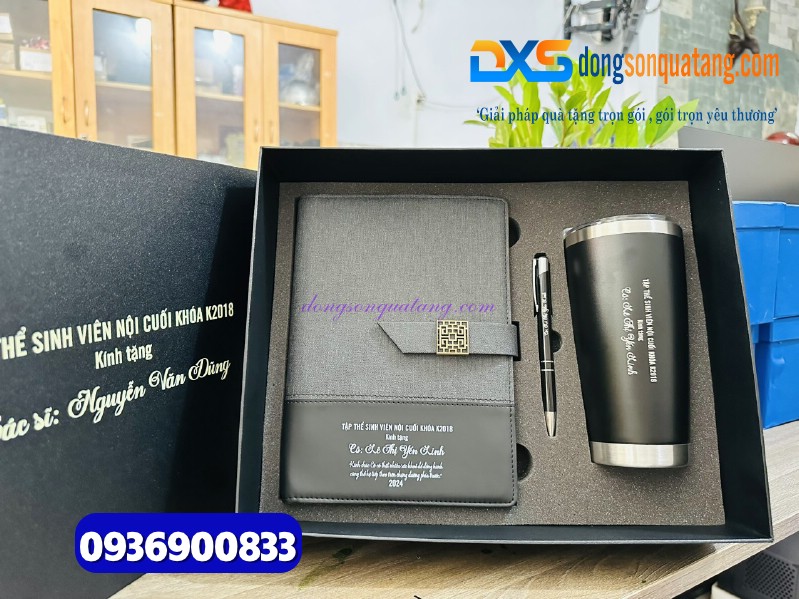 Bộ quà tặng ( Sổ tay bìa còng + Bút ký kim loại+ Ly giữ nhiệt) màu đen - in khắc nội dung tri ân thầy cô