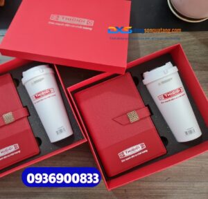 Set quà tết in logo ( Sổ tay bìa còng+ Ly giữ nhiệt chính hãng LocknLock ) in khắc Logo doanh nghiep THIBIDI 