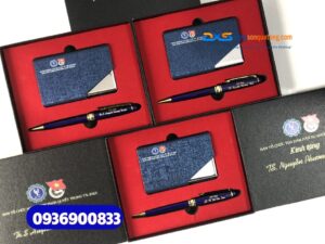Set quà tặng Cán Bộ Đoàn ( Hộp name card+Bút kim loại cao cấp )- SQX 020 |  In ấn logo ĐTN Đại Học Luật