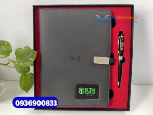 Set quà tặng công nghệ ( Sổ tay thông minh + Bút kim loại ) -SQX 019 | Khắc nội dung Cafe học thuật ĐI TÌM SOPHIA 