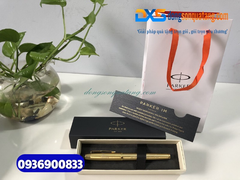Bút ký Parker IM cao cấp , mạ vàng – Khắc Logo Doanh Nghiệp Phú Hưng