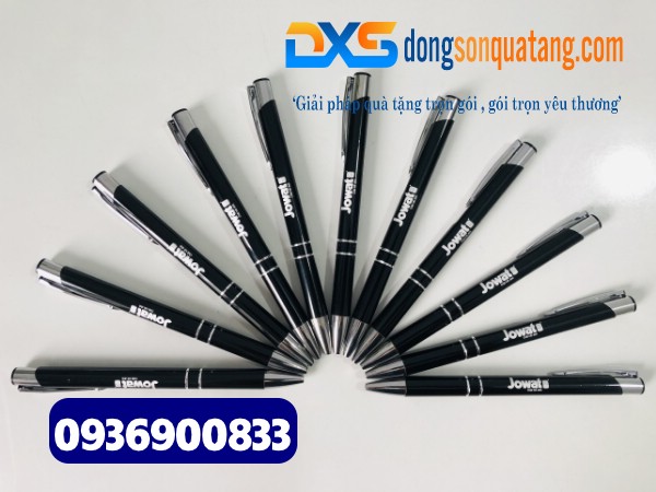 Bút bi bấm kim loại in khắc logo theo yêu cầu 