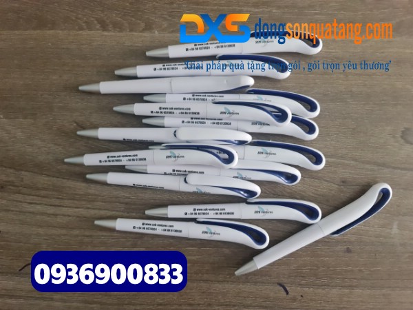 Xưởng sản xuất bút bi nhựa in logo Thương Hiệu Xưởng sản xuất bút bi nhựa in logo Thương Hiệu