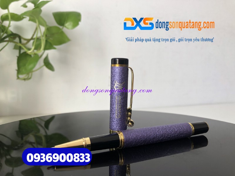 Bút  ký kim loại cao cấp màu tím , đầu rồng, nhám sần -BKX 009 - Khắc logo ANH DENTAL 
