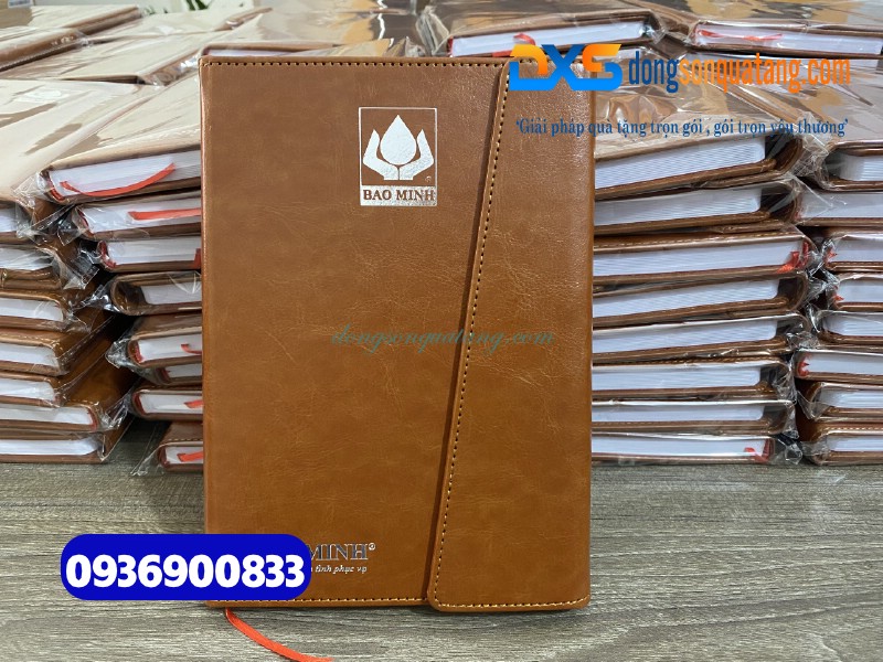  Sổ tay dán gáy gập 3 Màu nâu - Ép kim logo Bảo hiểm Bảo Minh - dongsongifts
