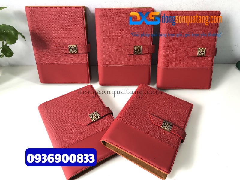 Xưởng sản xuất sổ tay in logo - Dongsonquatang Xưởng sản xuất sổ tay in logo - Dongsonquatang