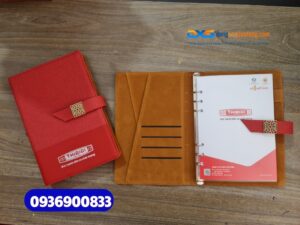 Set quà tết in logo ( Sổ tay bìa còng+ Ly giữ nhiệt chính hãng LocknLock ) in khắc Logo doanh nghiep THIBIDI 