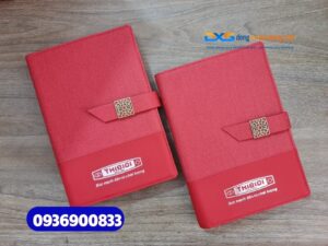 Set quà tết in logo ( Sổ tay bìa còng+ Ly giữ nhiệt chính hãng LocknLock ) in khắc Logo doanh nghiep THIBIDI 