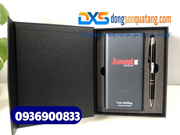 Bộ giftset quà tặng ( Pin sạc dự phòng xiaomi + Bút ký kim loại ) In logo Jowat làm quà tặng Sự kiện 