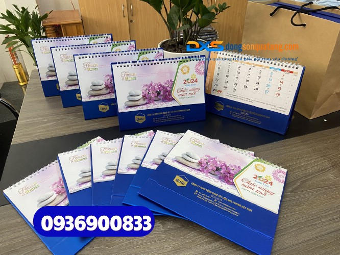 Lịch Tết Để Bàn In Logo Công Ty PORTER