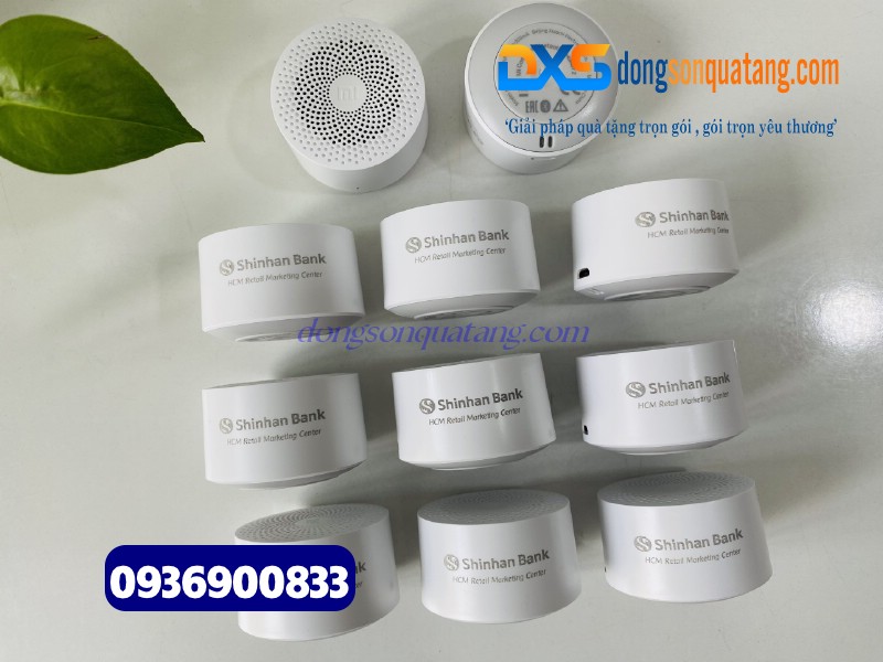 Loa bluetooth Xiaomi in logo Ngân hàng Shinhan Bank 