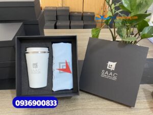 Set quà tặng lĩnh vực thuế (Ly giữ nhiệt & Túi vải canvas )-SQX 022 | In logo Công ty kiểm toán SAAC