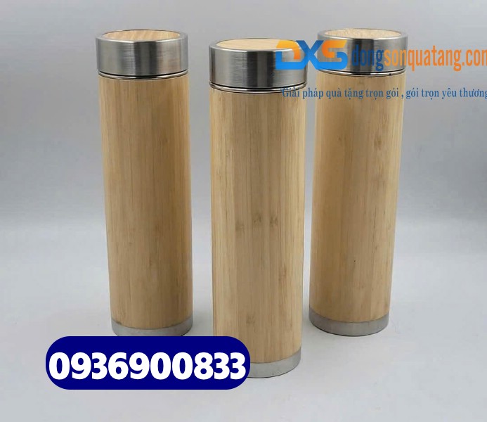 Bình giữ nhiệt vỏ tre 500ml khắc logo theo yêu cầu - Dongsonquatang Bình giữ nhiệt vỏ tre 500ml khắc logo theo yêu cầu - Dongsonquatang