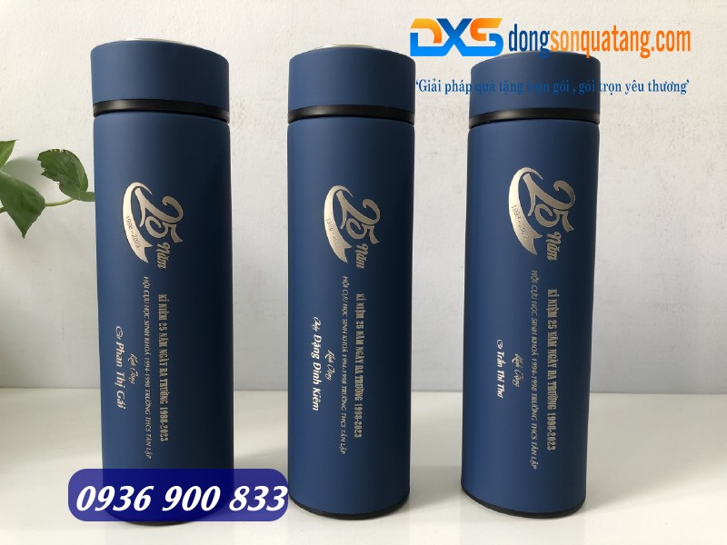 Bình Giữ Nhiệt Màu Xanh 500ml In Khắc Kỷ Niệm 25 Năm Ngày Ra Trường 