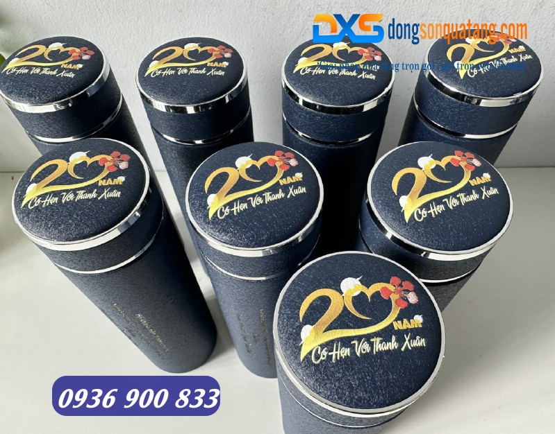In logo lên bình giữ nhiệt làm quà tặng quảng cáo thương hiệu 