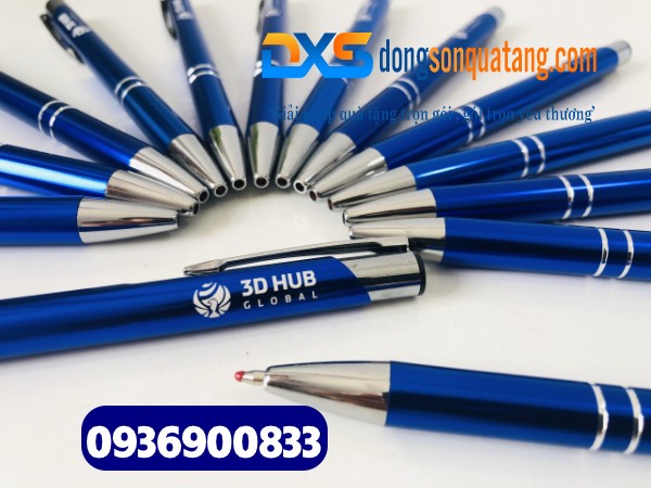Bút bi vỏ kim loại khắc logo Doanh nghiệp HUB GLOBAL làm quà tặng Nhân viên 