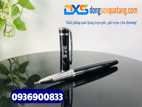Bút ký kim loại cao cấp - BKX 014 - Màu đen bóng khắc logo EFE Bút ký kim loại cao cấp - BKX 014 - Màu đen bóng khắc logo EFE