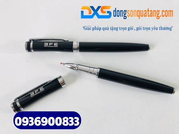 Bút ký kim loại cao cấp - BKX 014 - Màu đen bóng khắc logo EFE Bút ký kim loại cao cấp - BKX 014 - Màu đen - Khắc logo , tên làm quà tặng