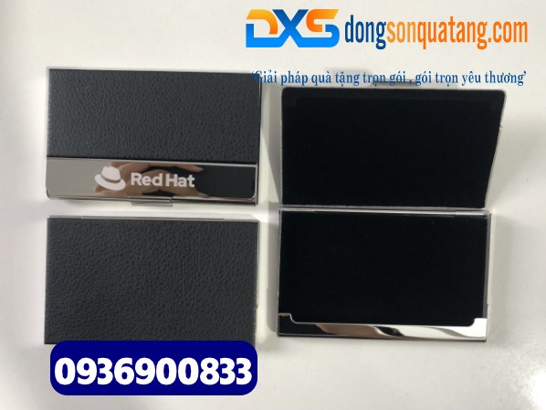 Hôp đựng namecard da khắc logo Công Ty Red Hat
