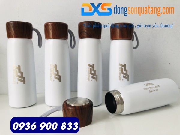 Bình giữ nhiệt nắp vân gỗ in khắc theo yêu cầu 