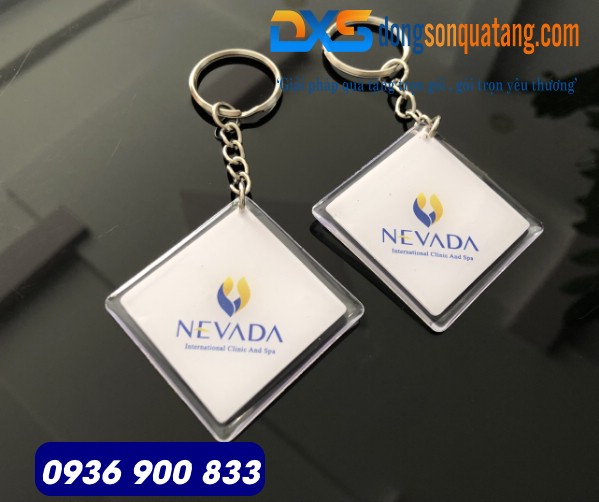 Móc khóa nhựa dẻo in khắc theo yêu cầu làm quà tặng Móc khóa nhựa dẻo in khắc theo yêu cầu làm quà tặng