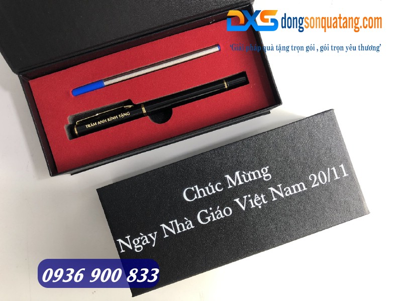 Hộp quà đựng bút in khắc nội dung làm quà tặng tri ân thầy cô 