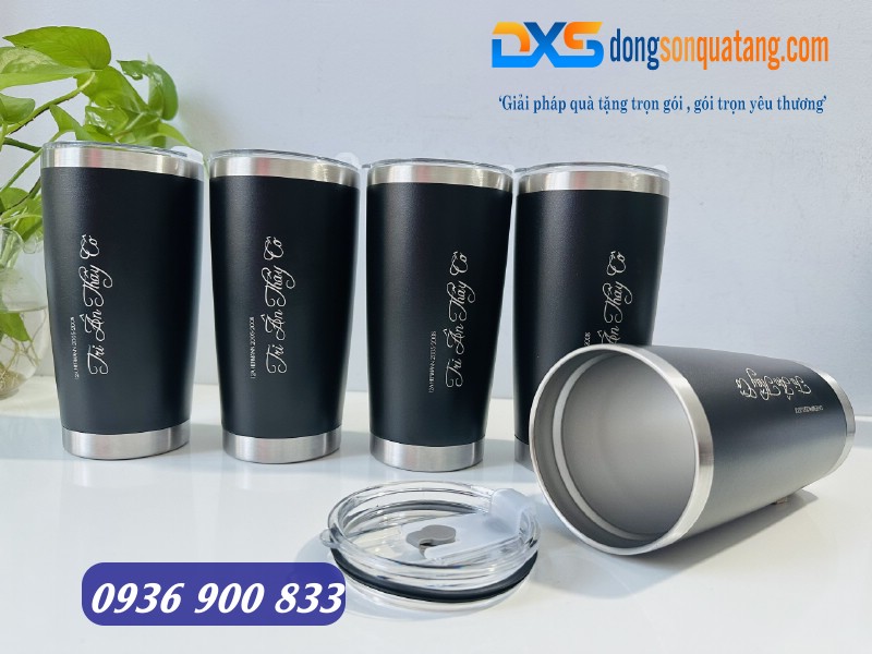 Ly giữ nhiệt khắc tên làm quà tặng thầy cô