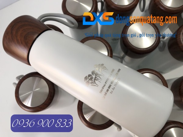 Bình Giữ Nhiệt Nắp Vân Gỗ Có Ron Cao Su In Khắc Logo Trường TAM PHÚ 