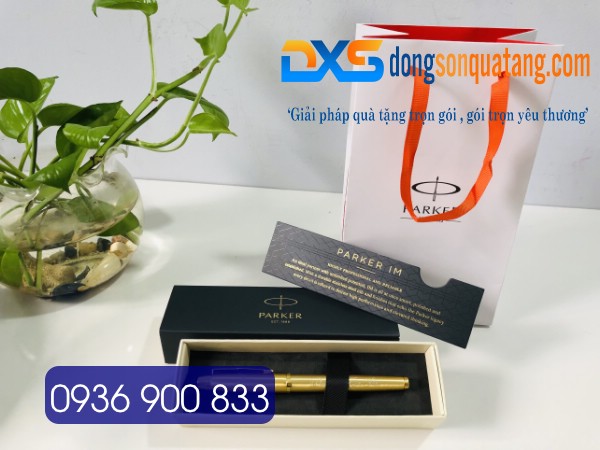 Bút Ký Parker Nắp Màu Vàng Chính Hãng Khắc Logo Thương Hiệu Phú Hưng