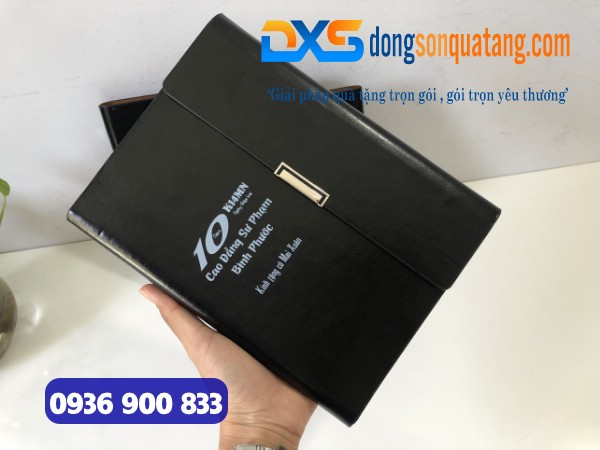 Gift Set Sổ Bình Bút In Khắc Logo Trường Cao Đẳng Sư Phạm Bình Phước 