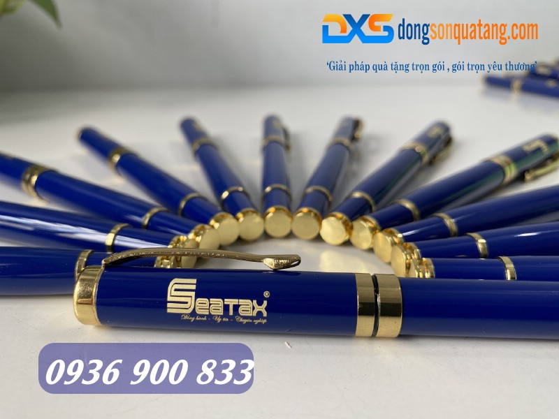 Bút nắp kim loại khắc logo làm quà tặng đối tác Vip