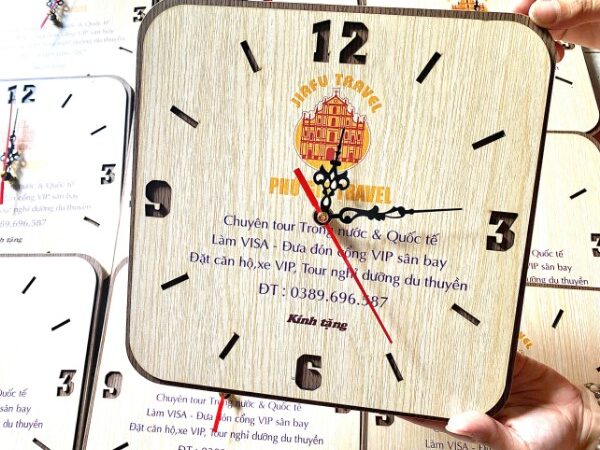 Xưởng Sản Xuất Đồng Hồ Gỗ Treo Tường In Khắc Logo Theo Yêu Cầu 